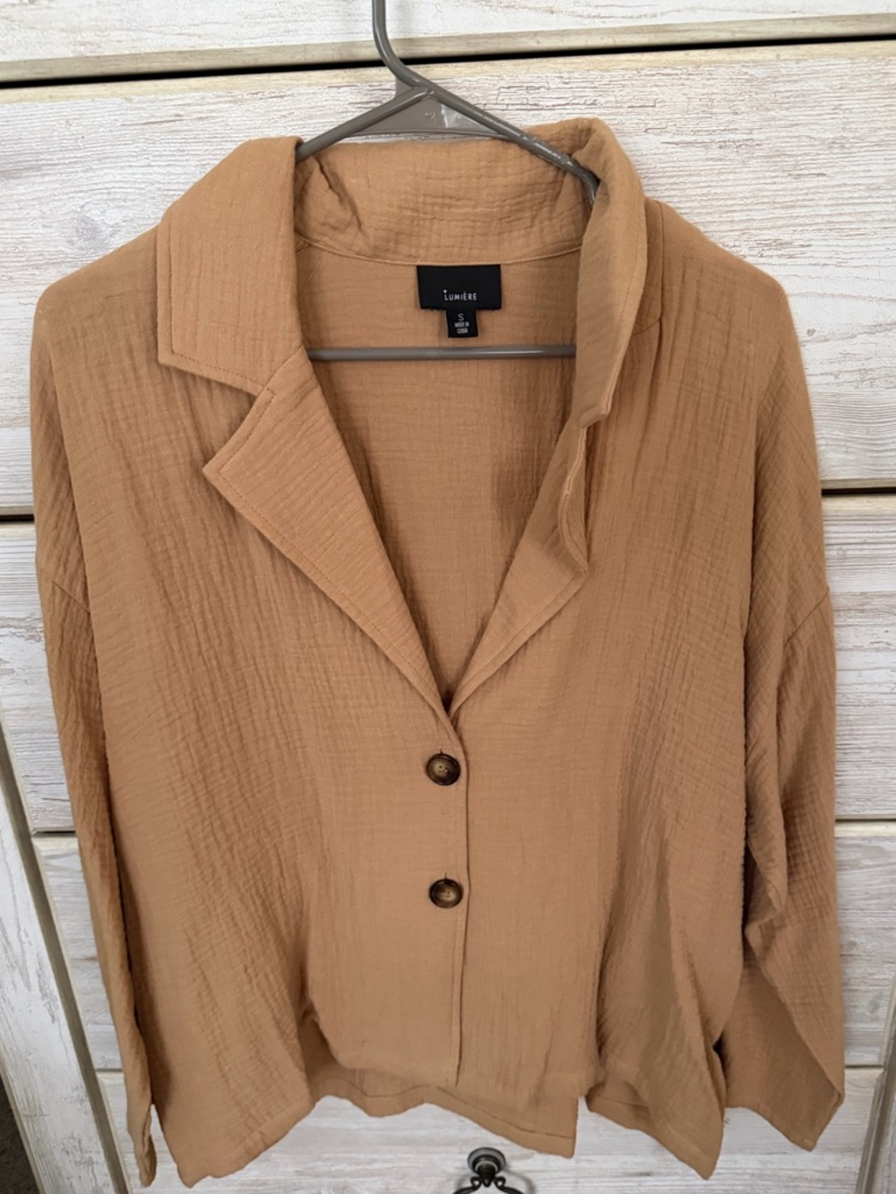 Lumiere Women's Camel Button-Front Relaxed Collared Shirt
